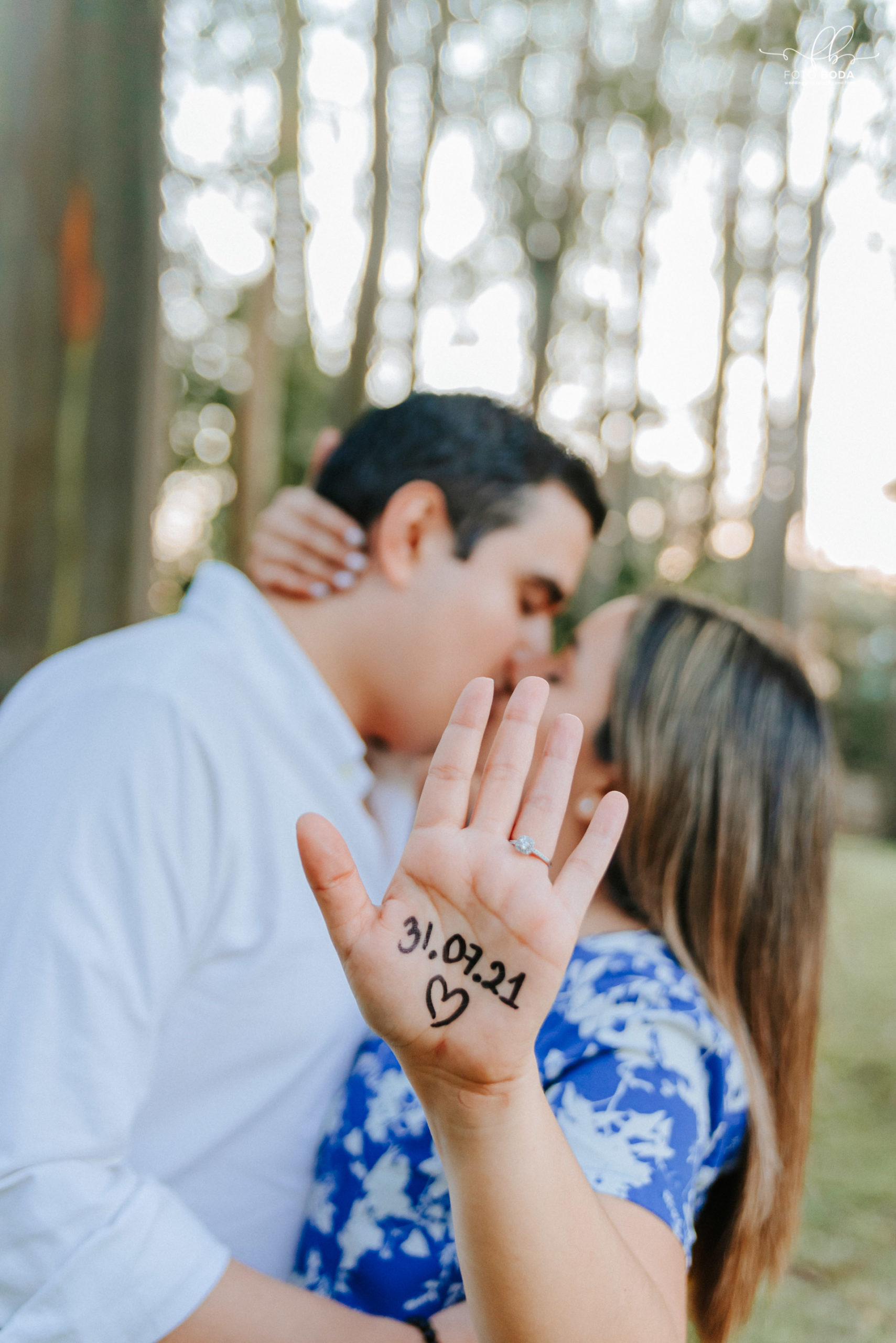 pre boda parque maquilishuat, el salvador, escalón, fotografías de boda, fotógrafos salvadoreños
